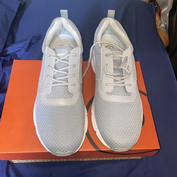 stability walking shoes